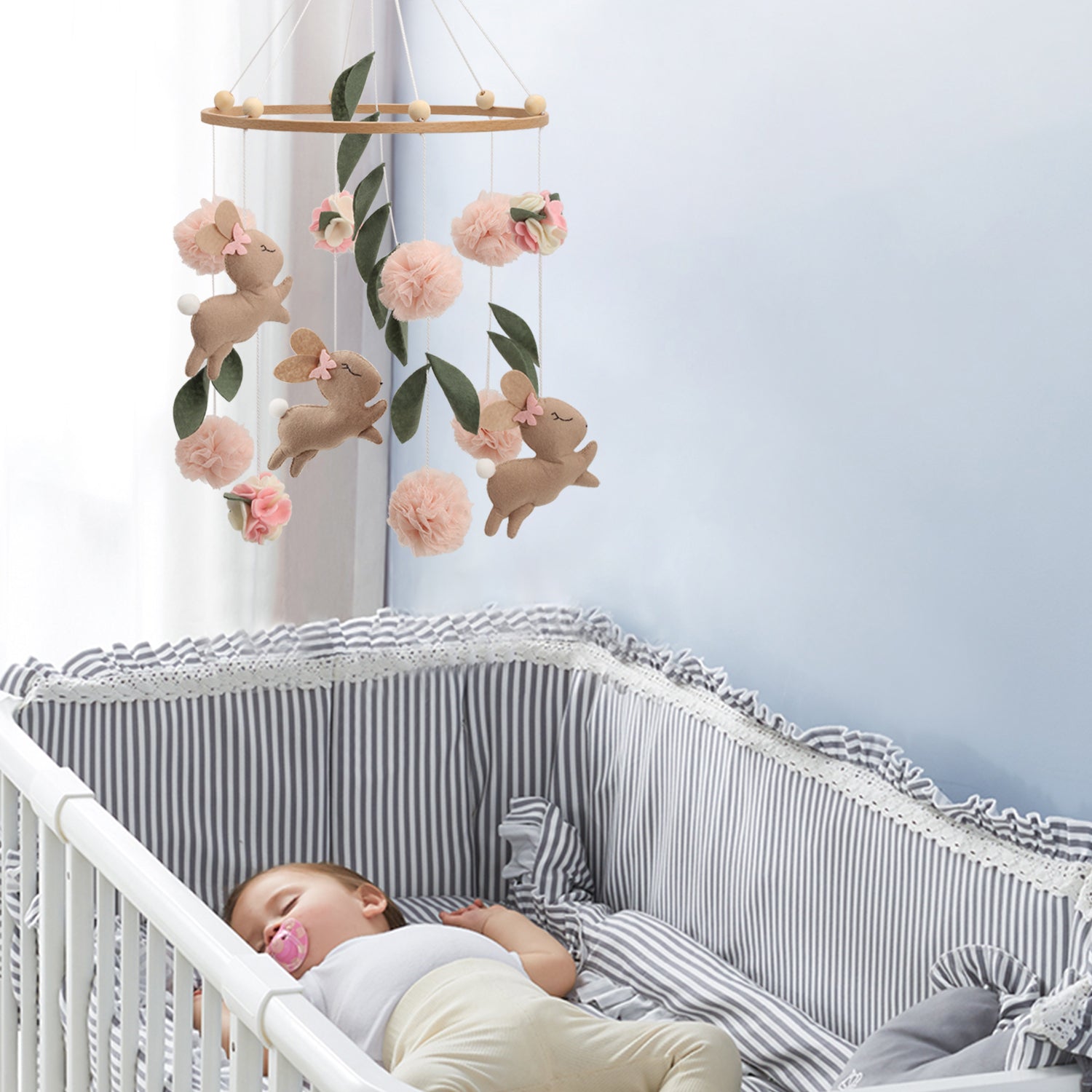 mobile bebe fille